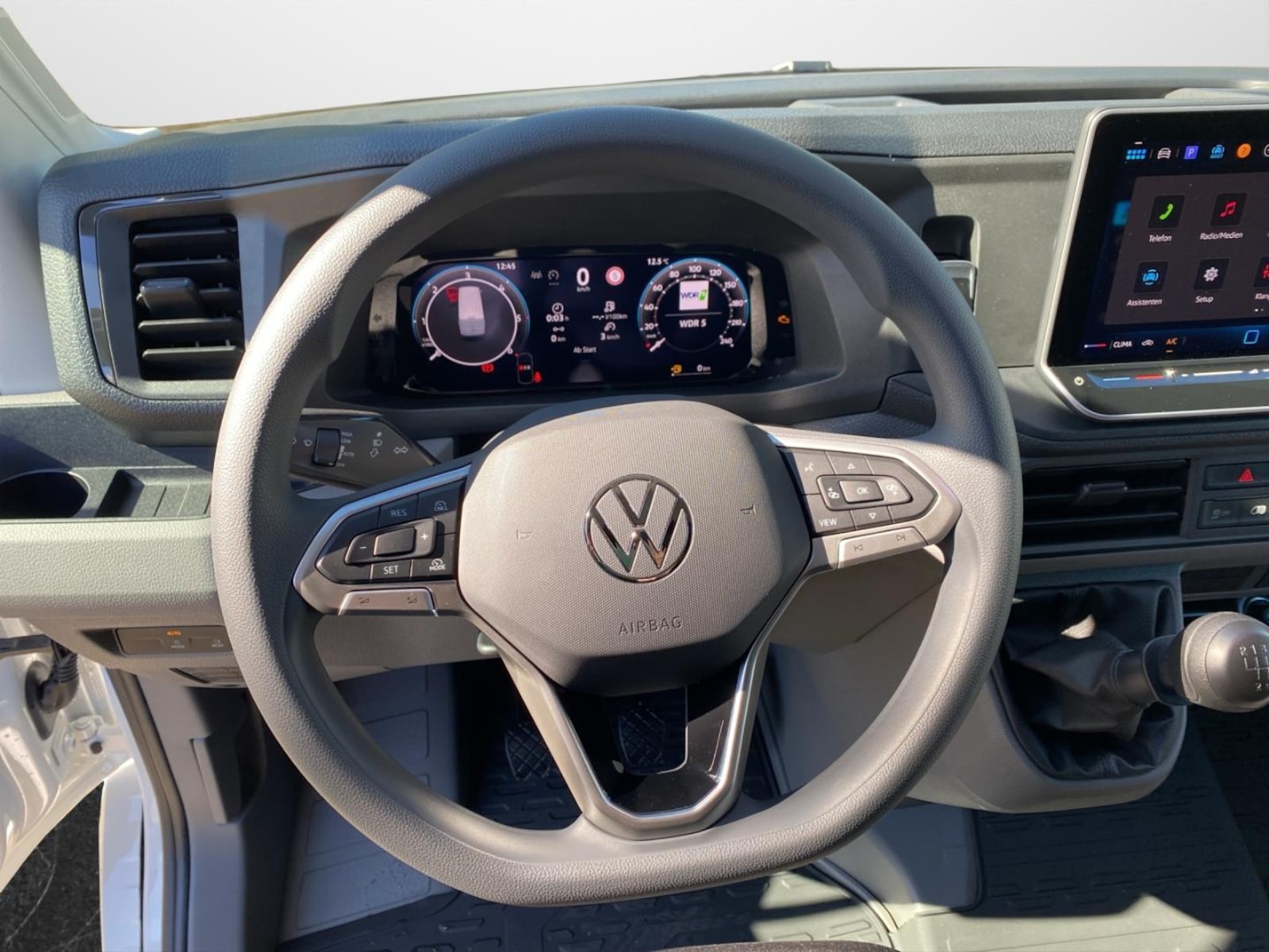 Volkswagen Crafter Kasten mittlerer Radstand – Bild 11