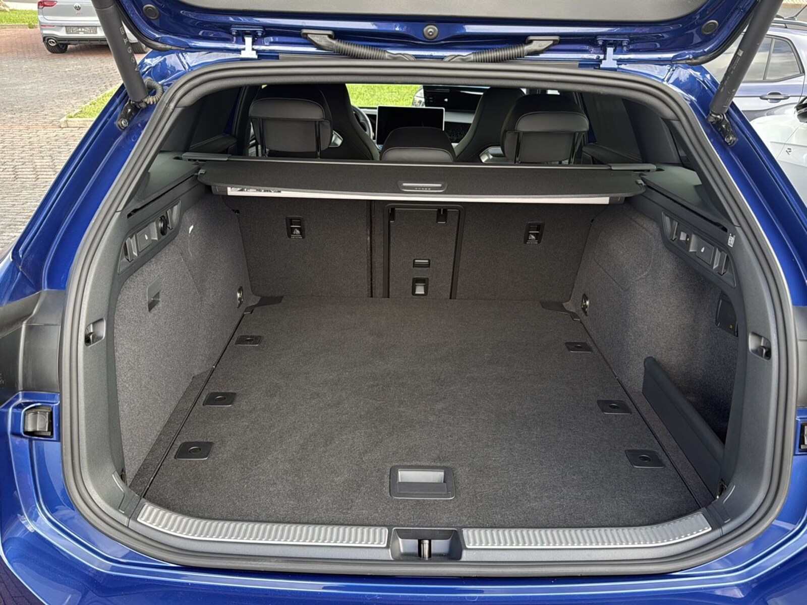 Volkswagen Passat – Bild 11