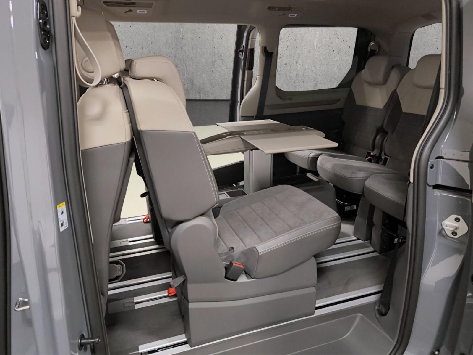 Volkswagen Multivan Langversion – Bild 15