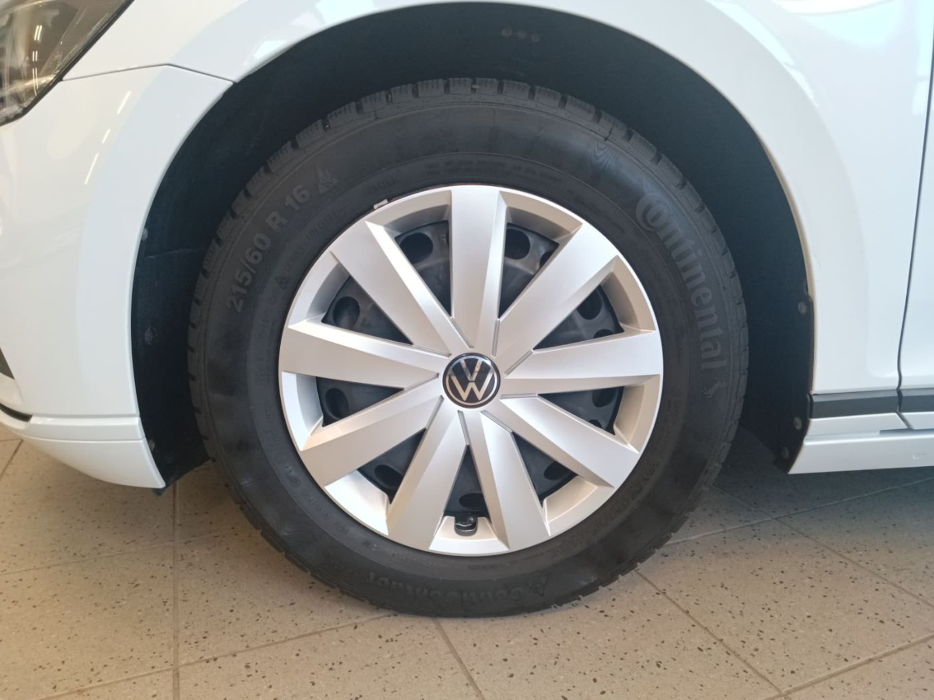 Volkswagen Passat Variant Basis-Modell