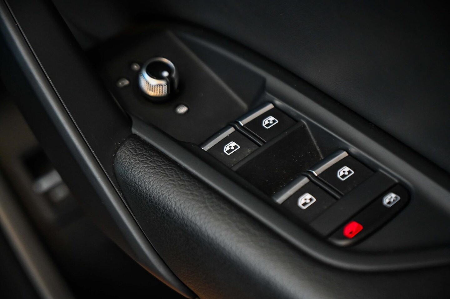Image about Audi Q5 35 TDI S tronic
