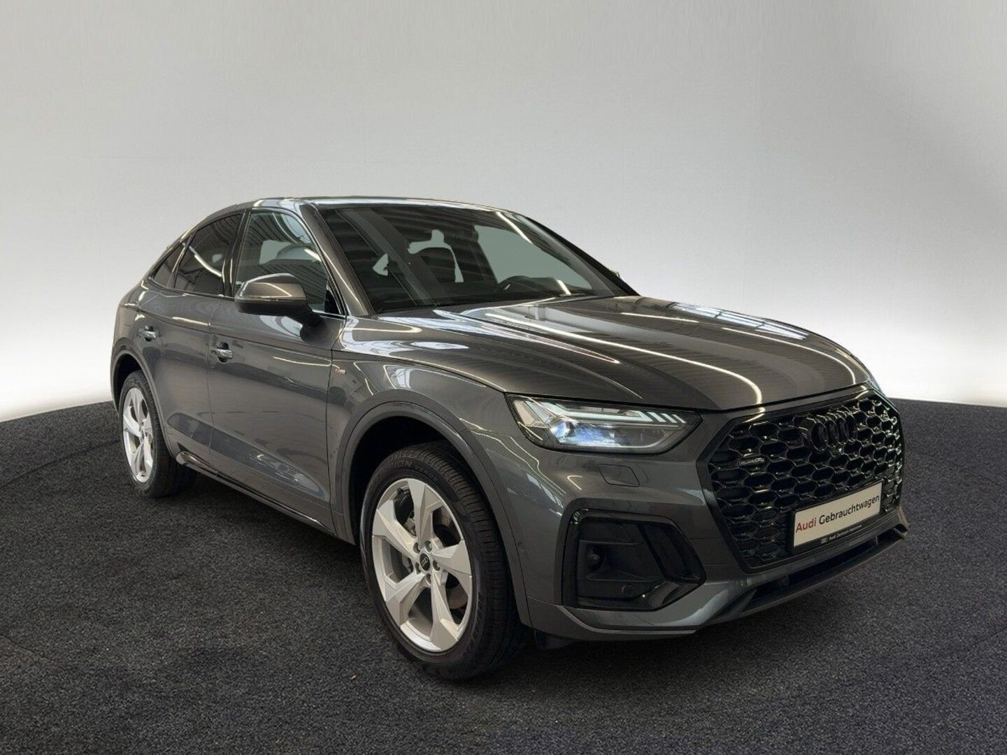 Bild über Audi Q5 Sportback 40 TDI quattro S tronic - für weitere Informationen kontaktieren Sie den Audi Partner