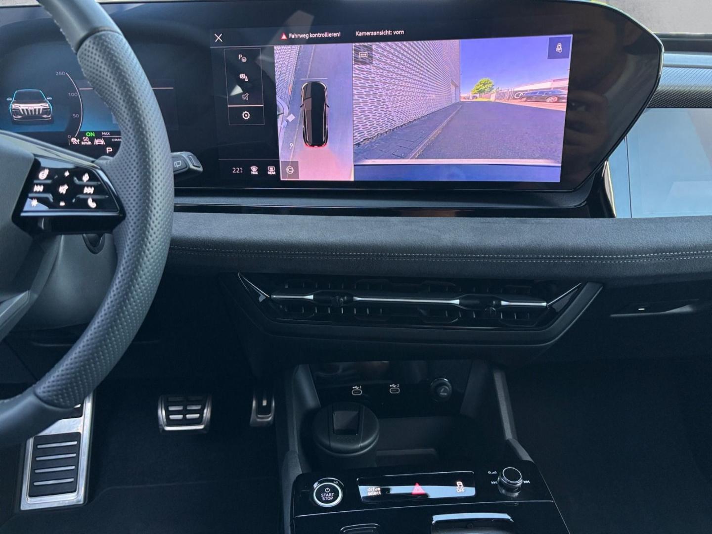 Image about Audi Q6 SUV e-tron e-tron quattro
