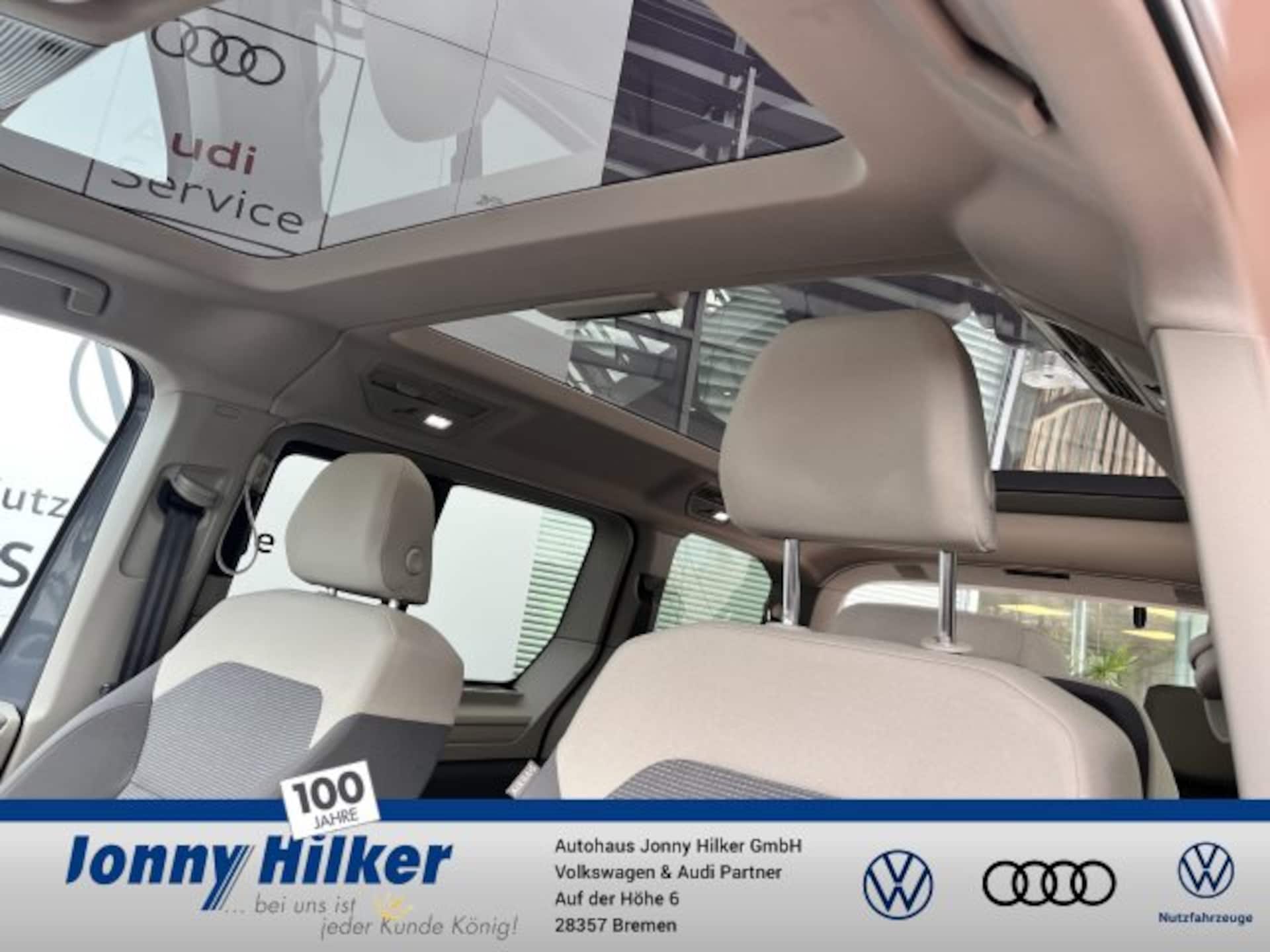 Volkswagen Multivan Basis-Modell
