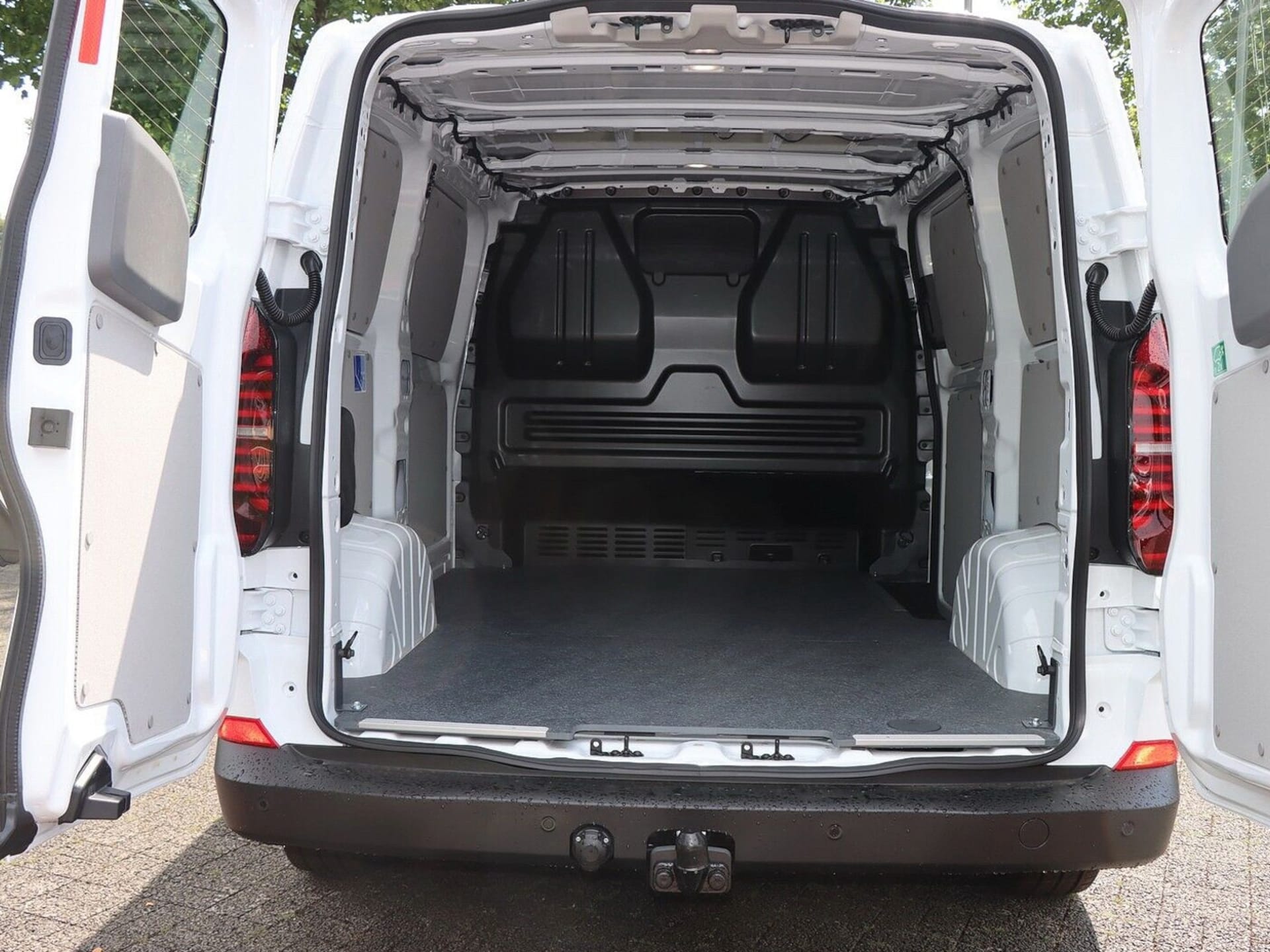 Volkswagen Transporter Kasten kurzer Radstand