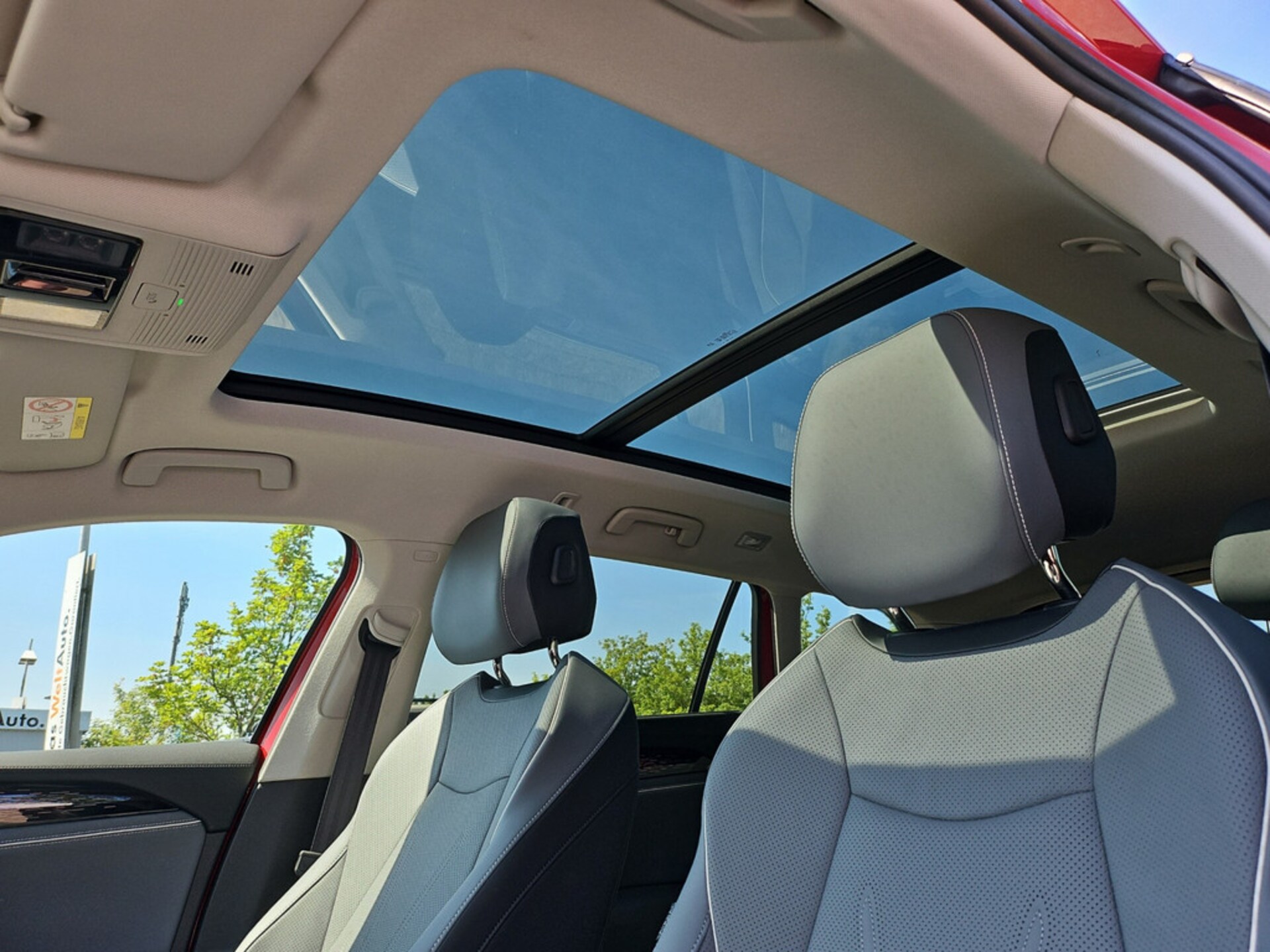 Volkswagen Passat Elegance