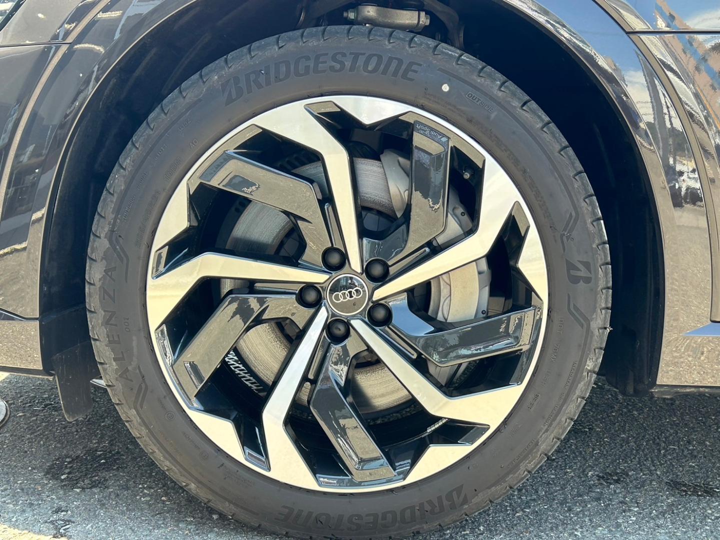 Audi Q8 Sportback e-tron