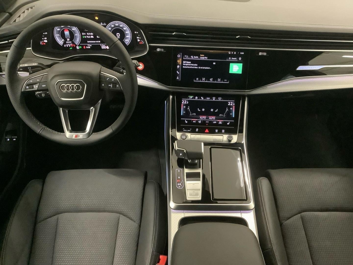 Bild über Audi Q7 SUV TFSI e TFSI e quattro 290 kW tiptronic - für weitere Informationen kontaktieren Sie den Audi Partner