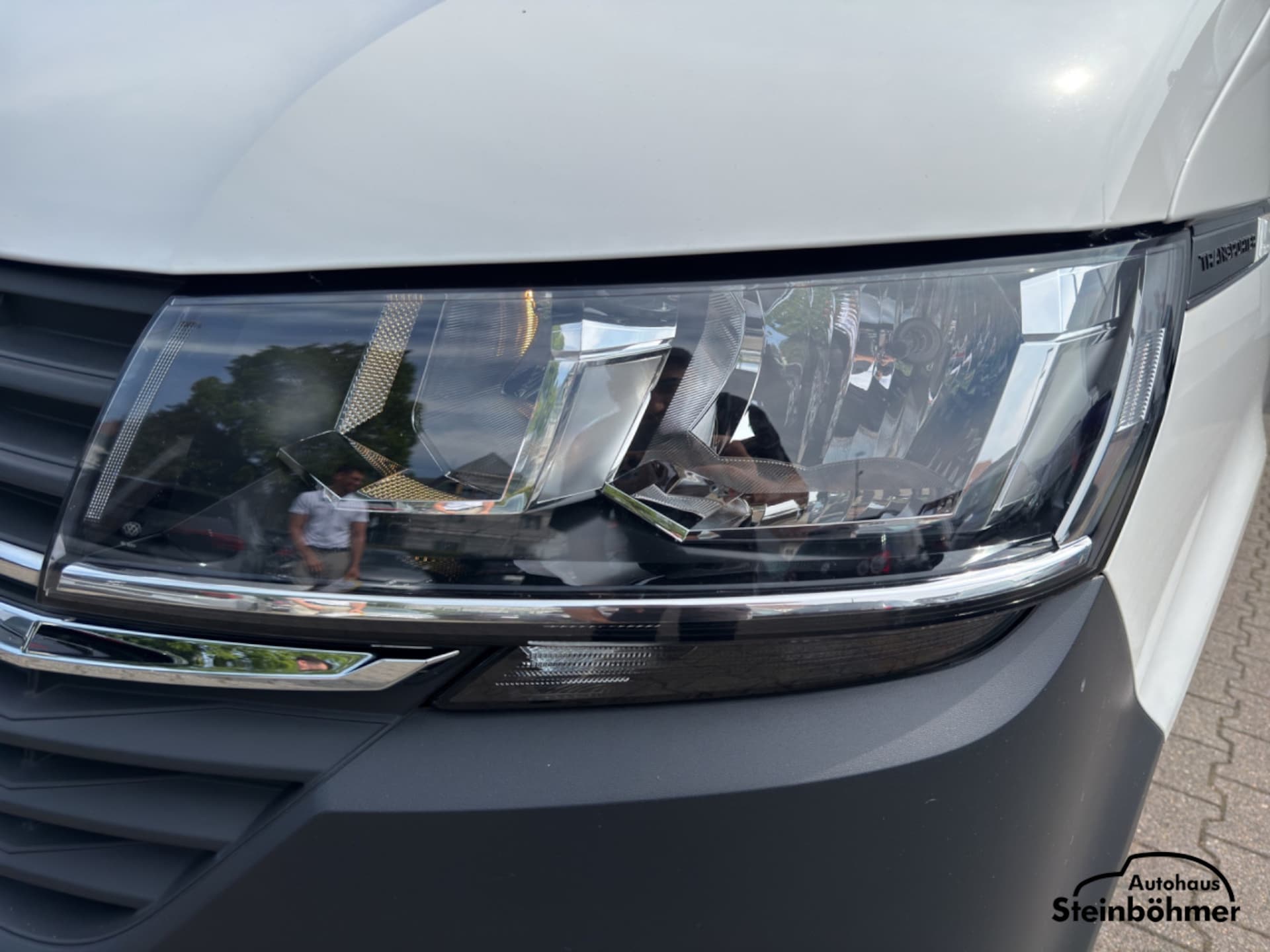 Volkswagen T6.1 Transporter Kombi langer Radstand