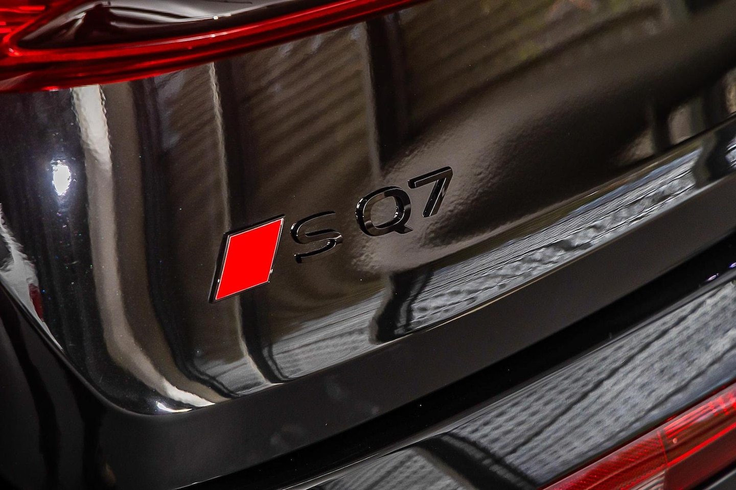 Image about Audi SQ7 TFSI quattro tiptronic