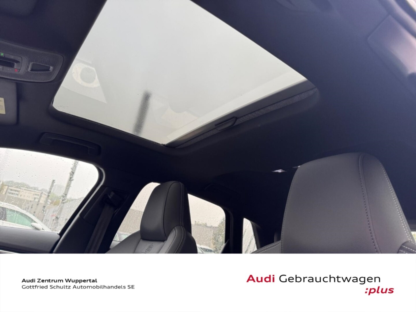 Bild über Audi S3 Sportback TFSI quattro S tronic - für weitere Informationen kontaktieren Sie den Audi Partner