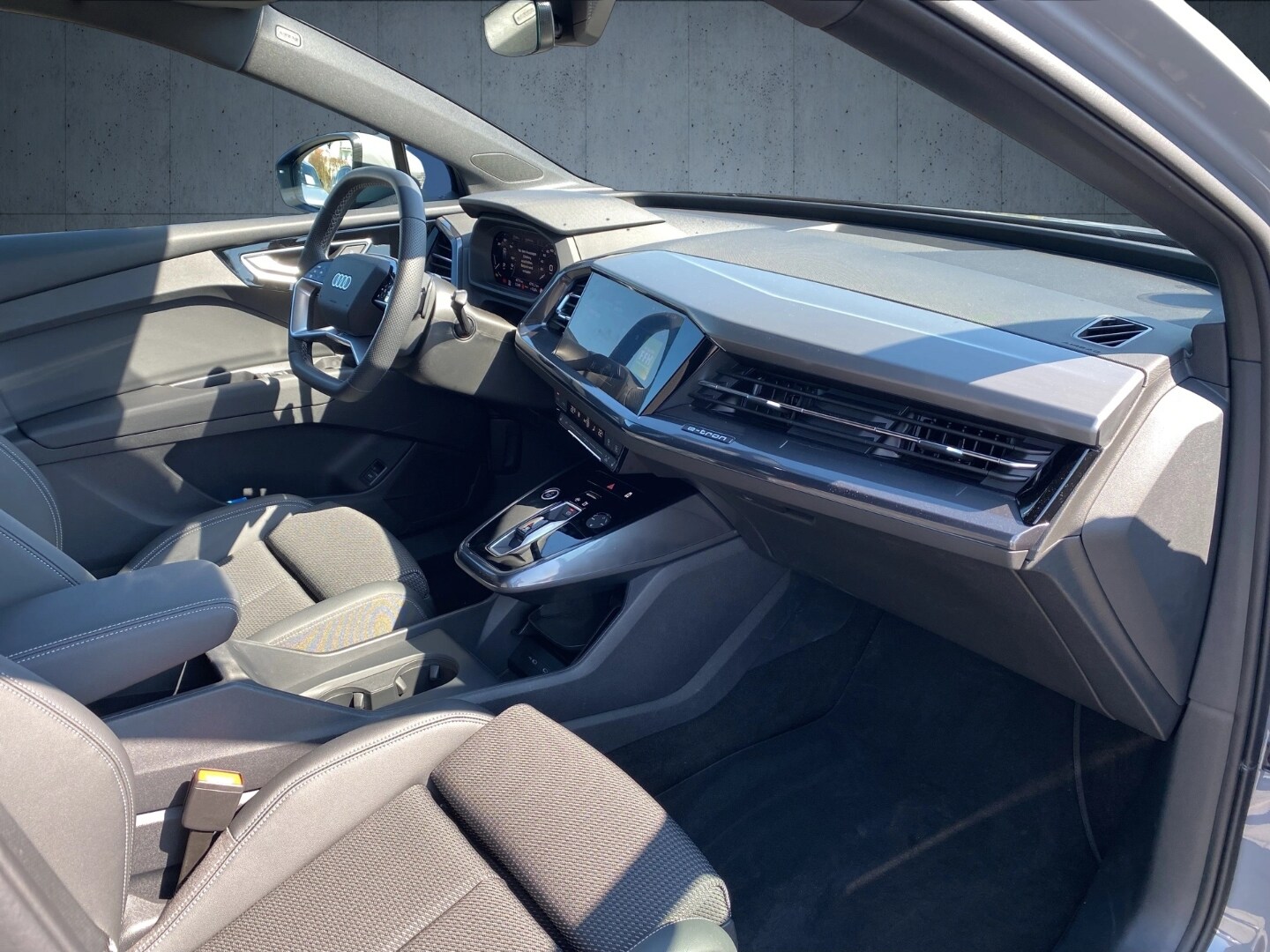 Image about Audi Q4 e-tron 45 e-tron