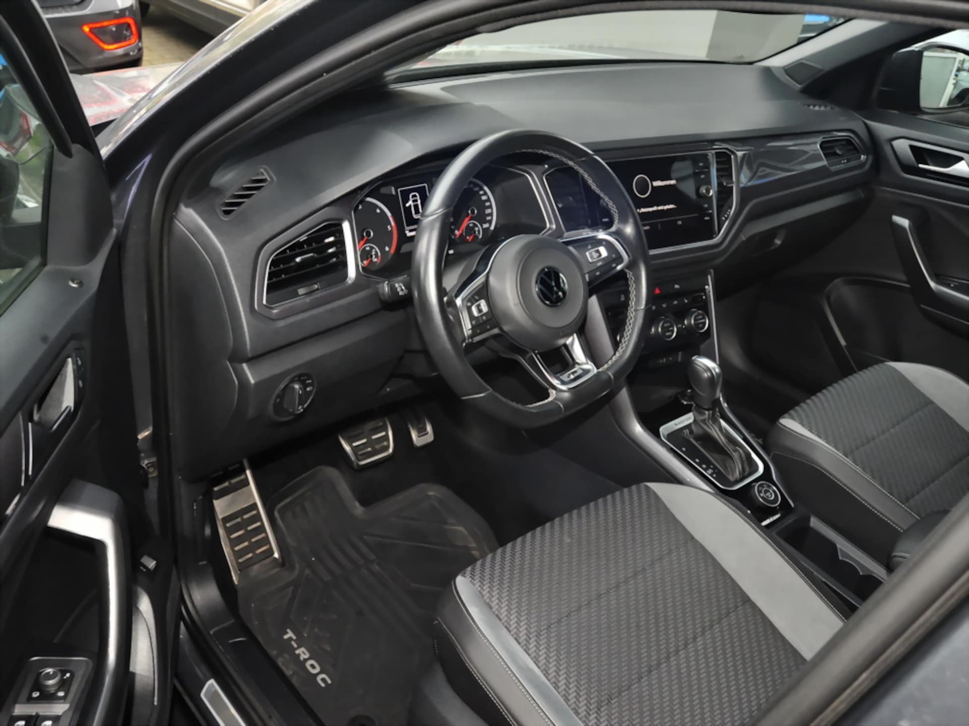 Volkswagen T-Roc Sport