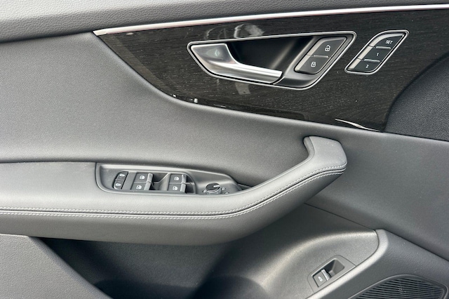 2026 Audi Q8 Premium Plus - Photo 10
