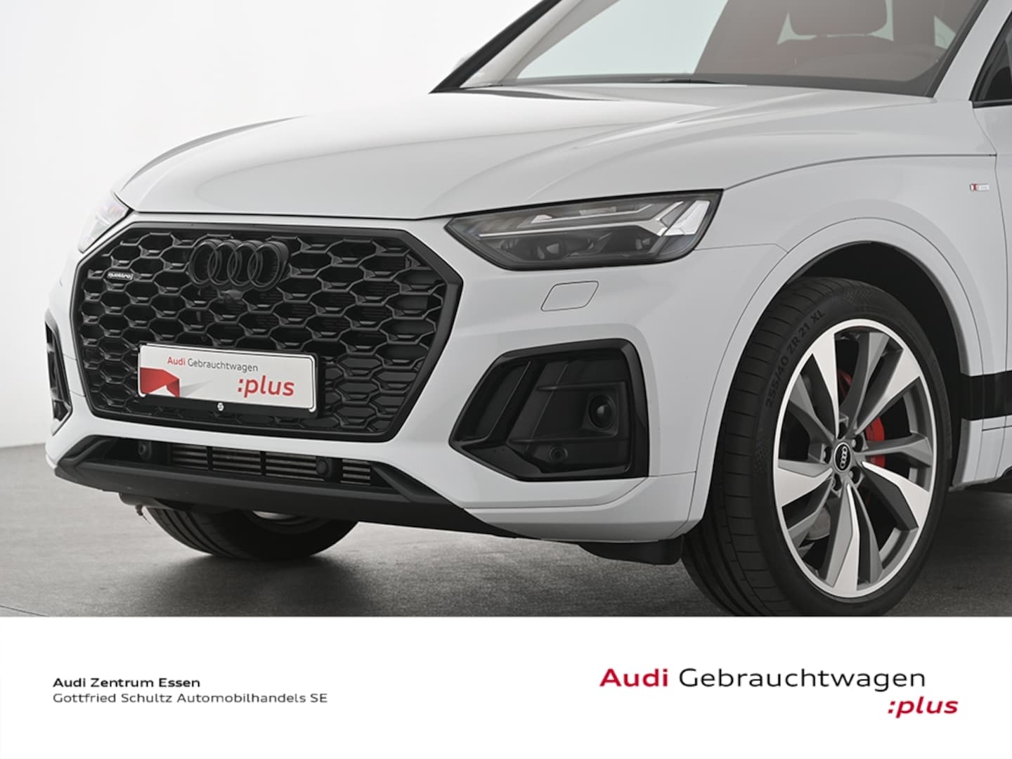 Bild über Audi Q5 Sportback TFSI e S line business 55 TFSI e quattro S tronic - für weitere Informationen kontaktieren Sie den Audi Partner