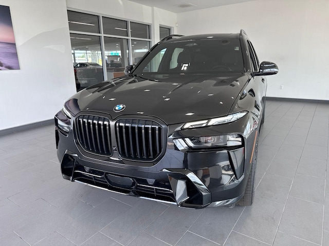 2023 BMW X7