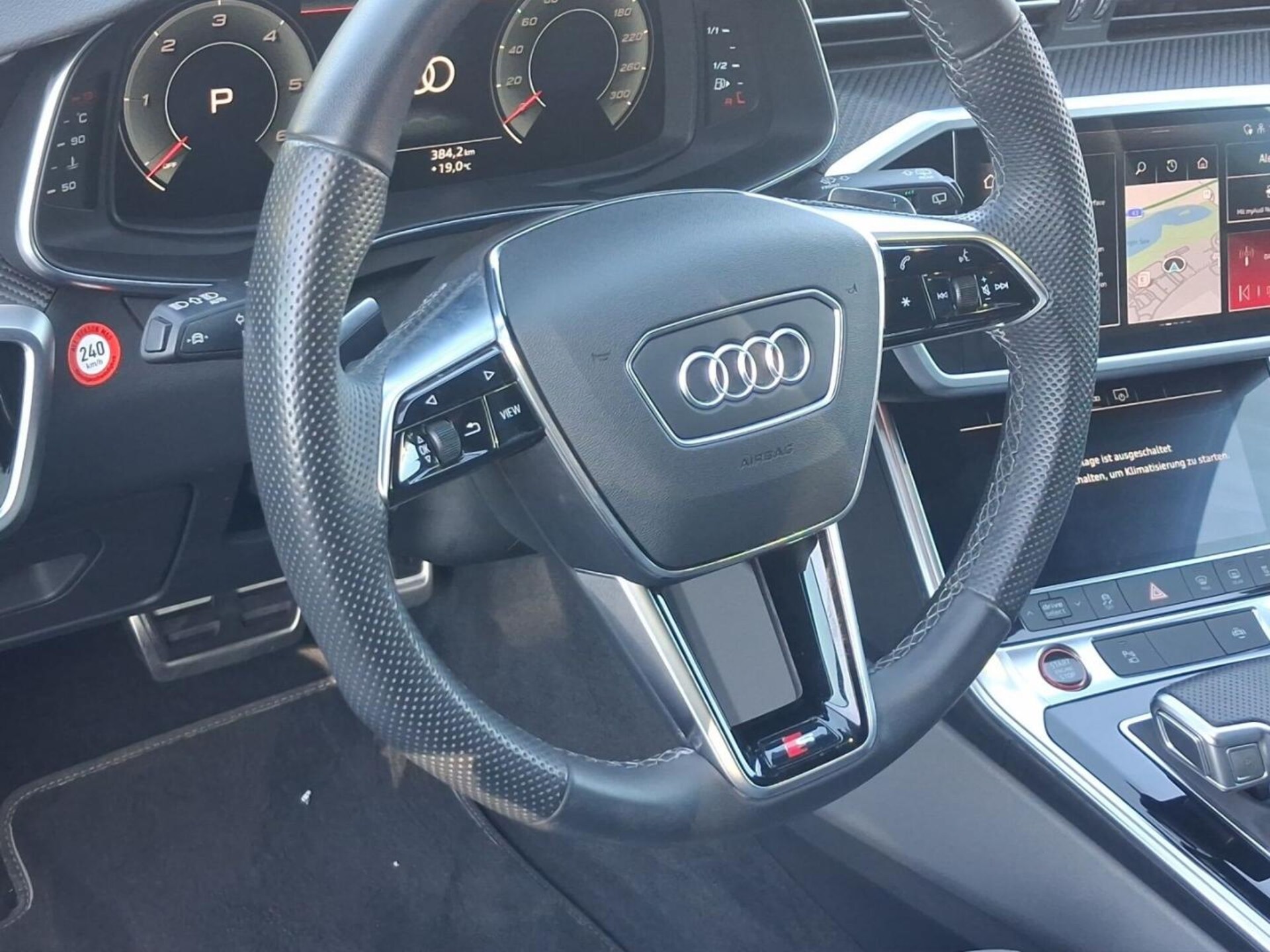 Audi S6 Avant