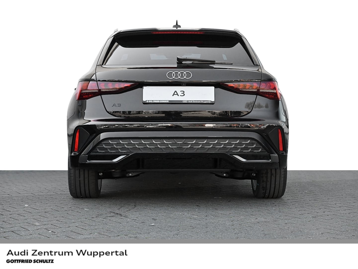 Bild über Audi A3 Sportback TFSI e S line 40 TFSI e S tronic - für weitere Informationen kontaktieren Sie den Audi Partner