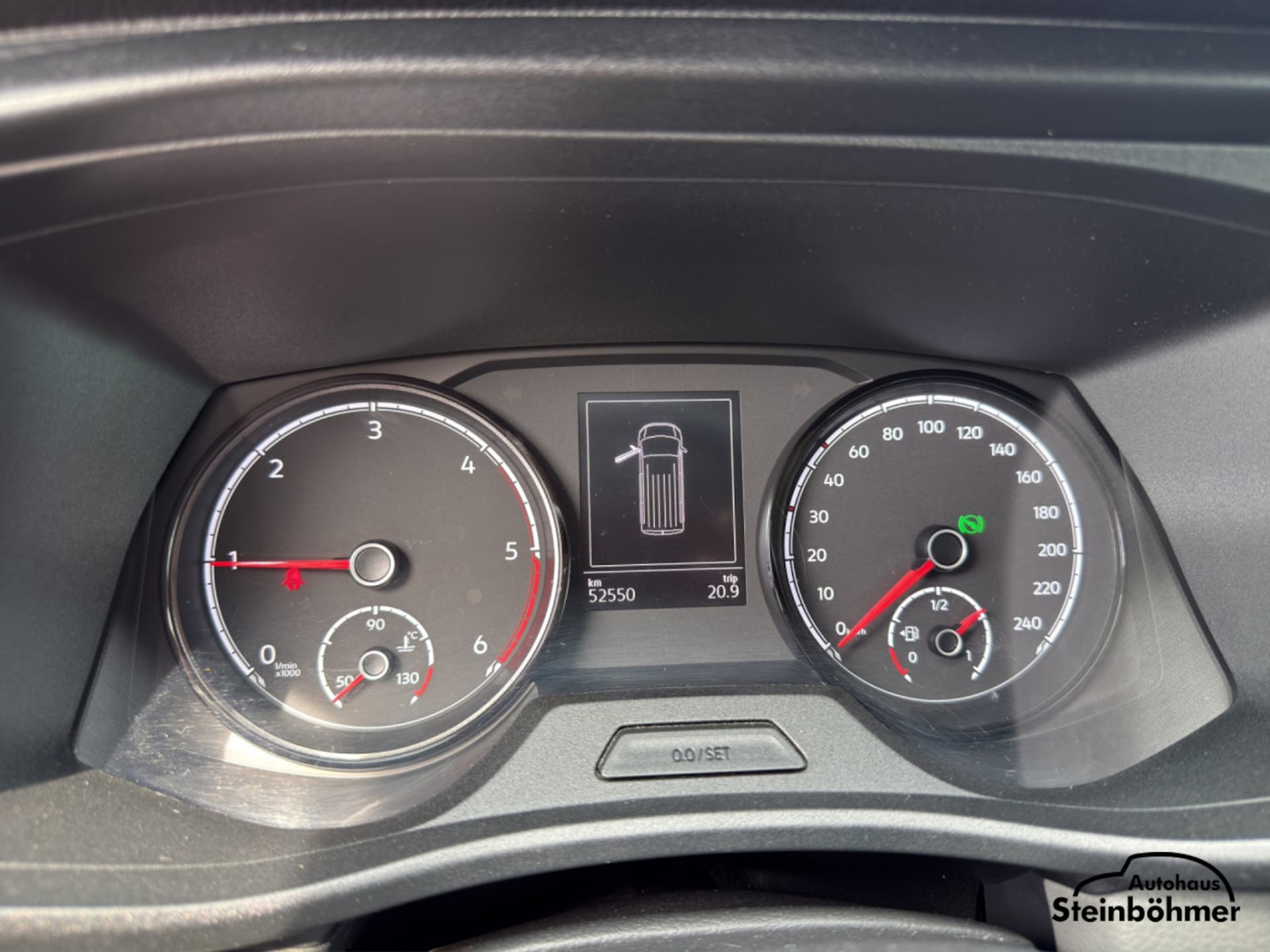 Volkswagen T6.1 Transporter Kombi langer Radstand