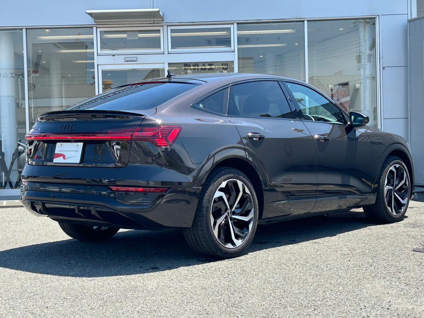 Audi Q8 Sportback e-tron