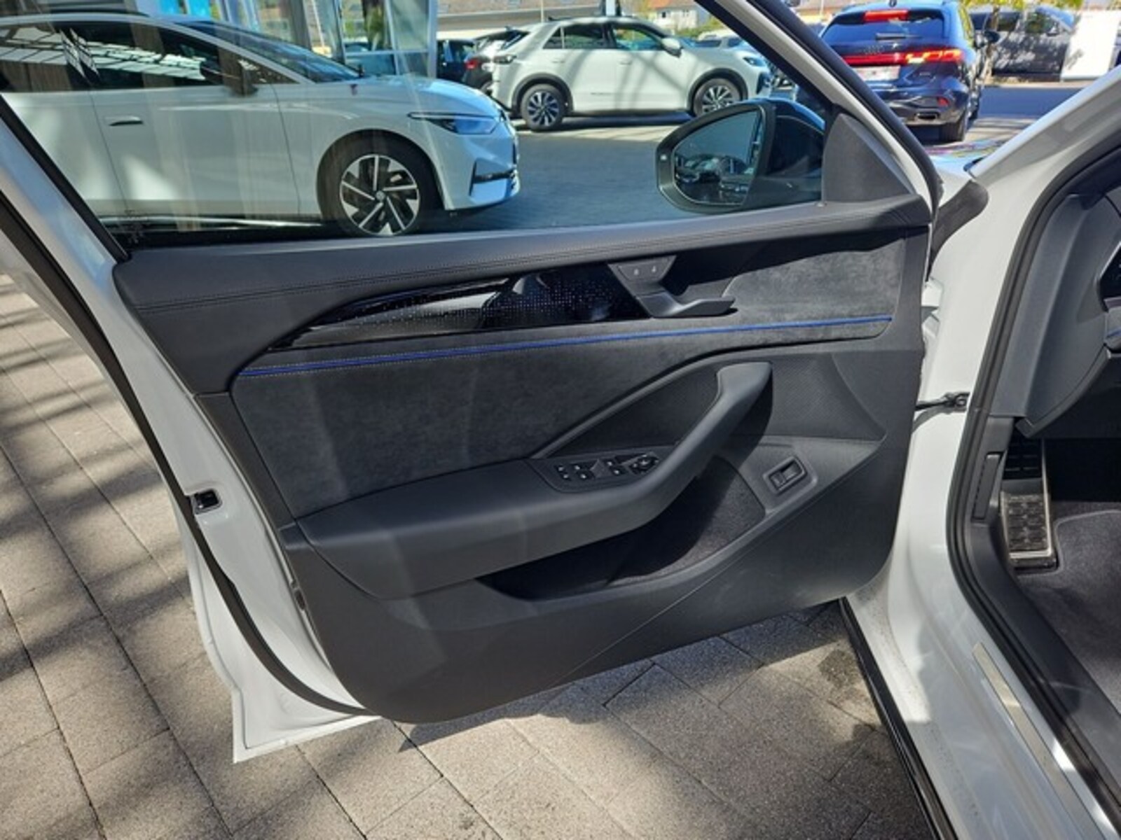 Volkswagen Passat – Bild 6