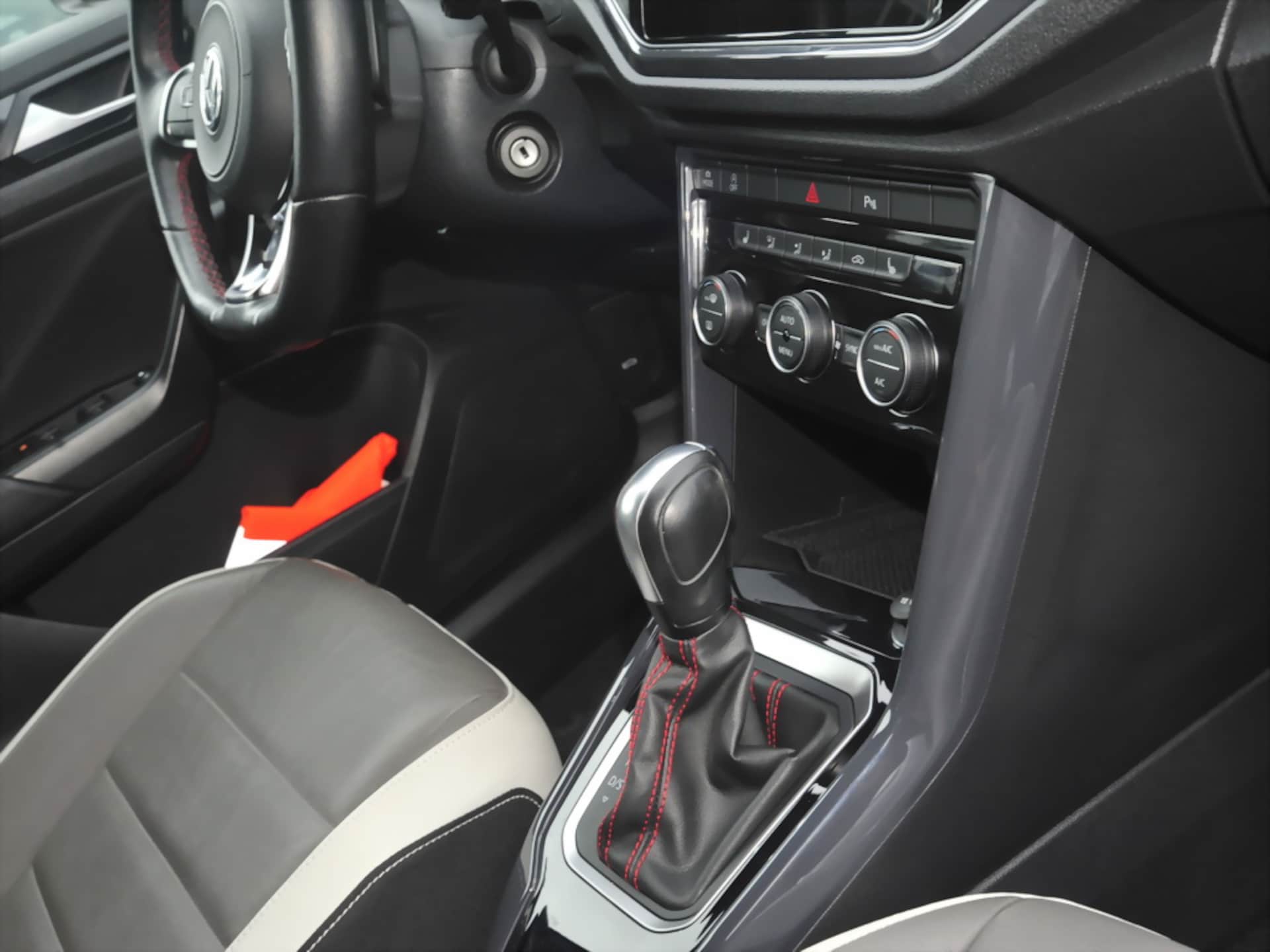 Volkswagen T-Roc Sport