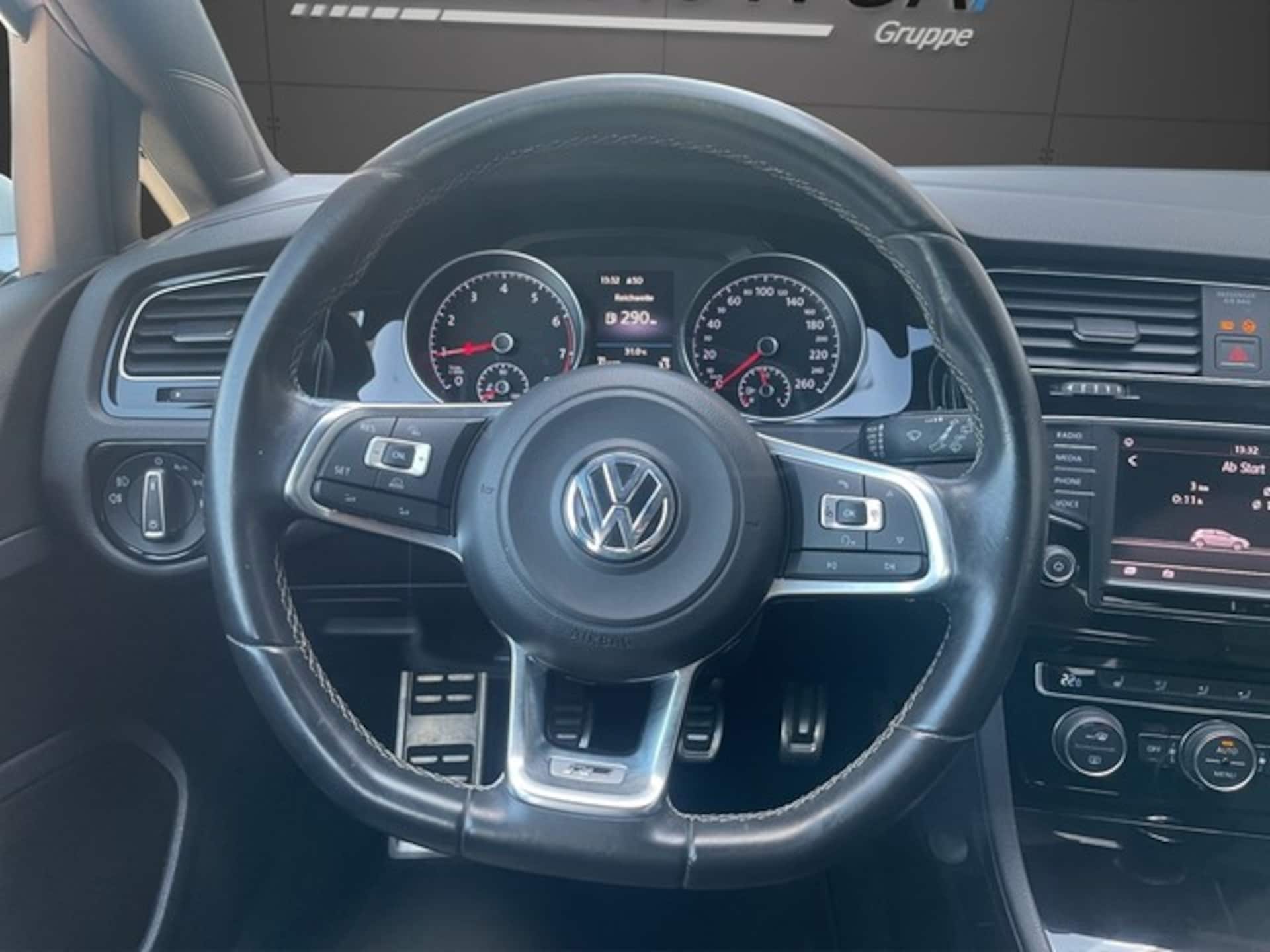 Volkswagen Golf Highline
