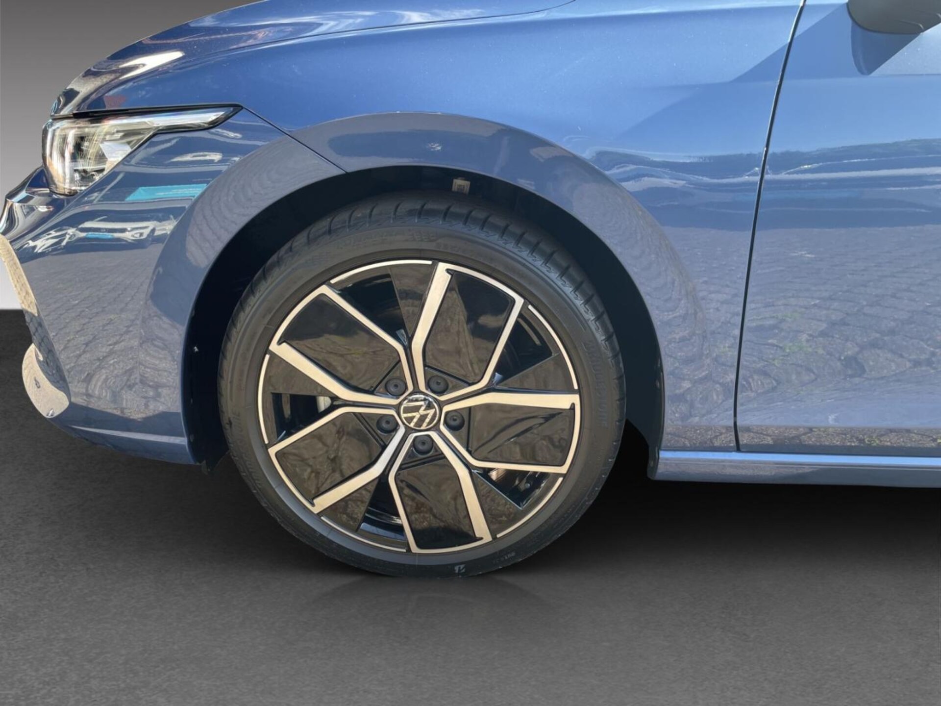 Volkswagen Golf Style