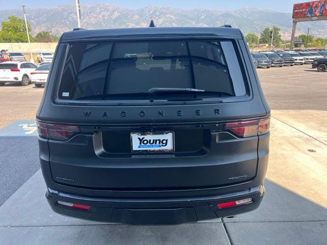 2022 Jeep Wagoneer