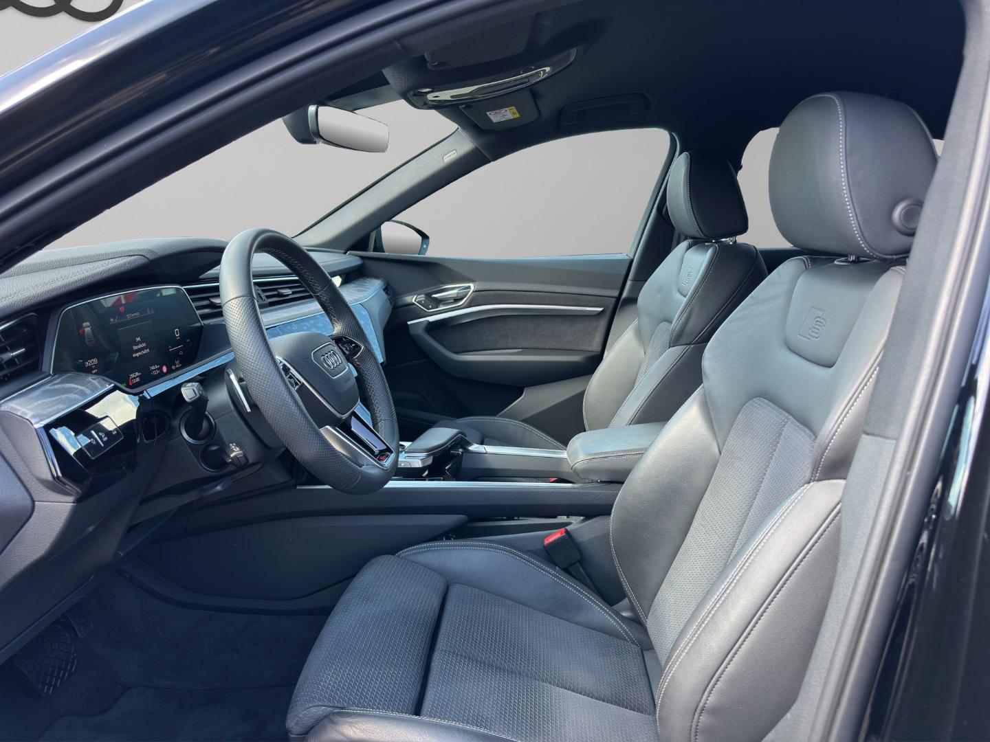 Image about Audi e-tron Sportback S line 55 quattro
