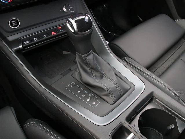 2025 AUDI Q3 - Image 22