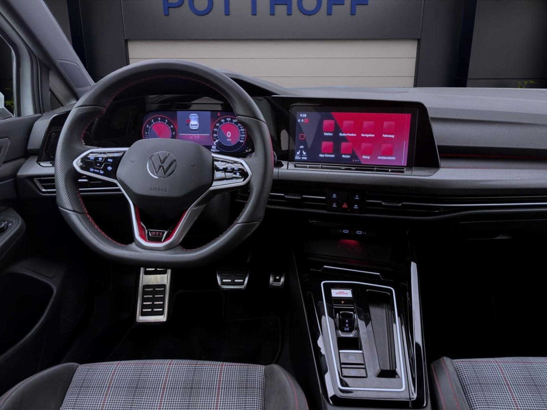 Volkswagen Golf GTI