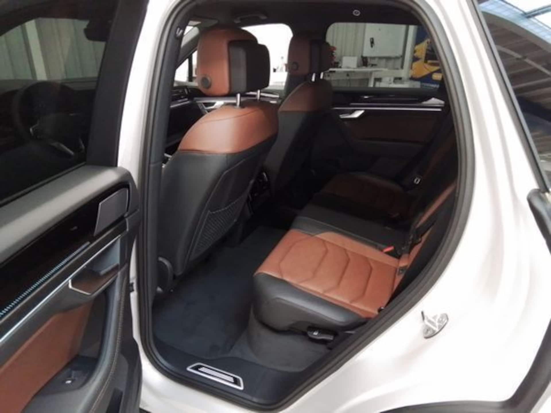 Volkswagen Touareg R-Line