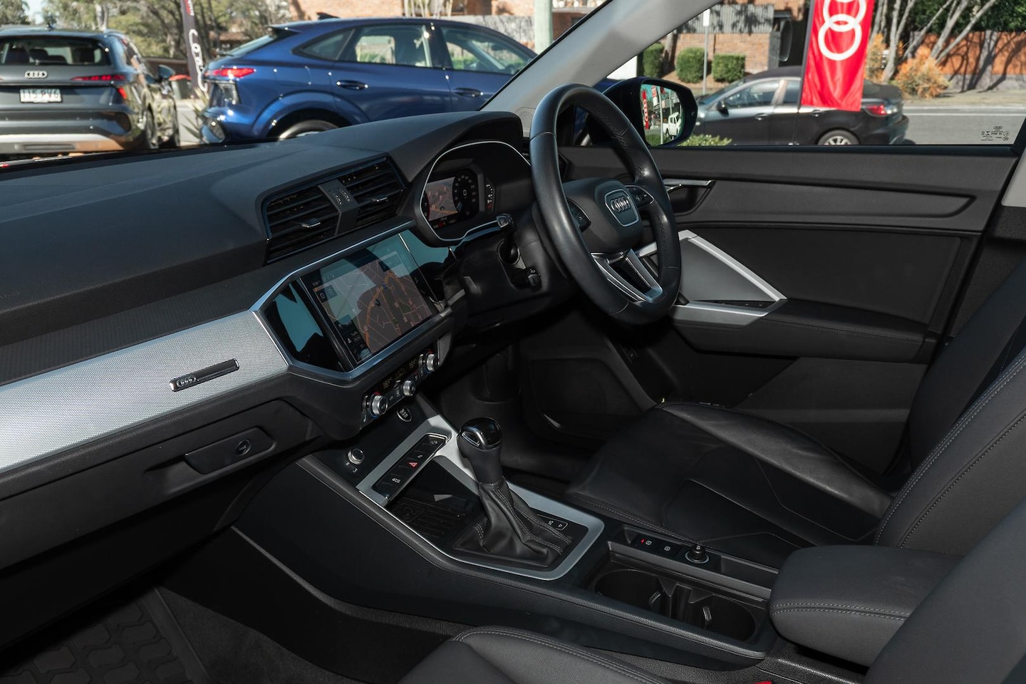 Image about Audi Q3 35 TFSI S tronic
