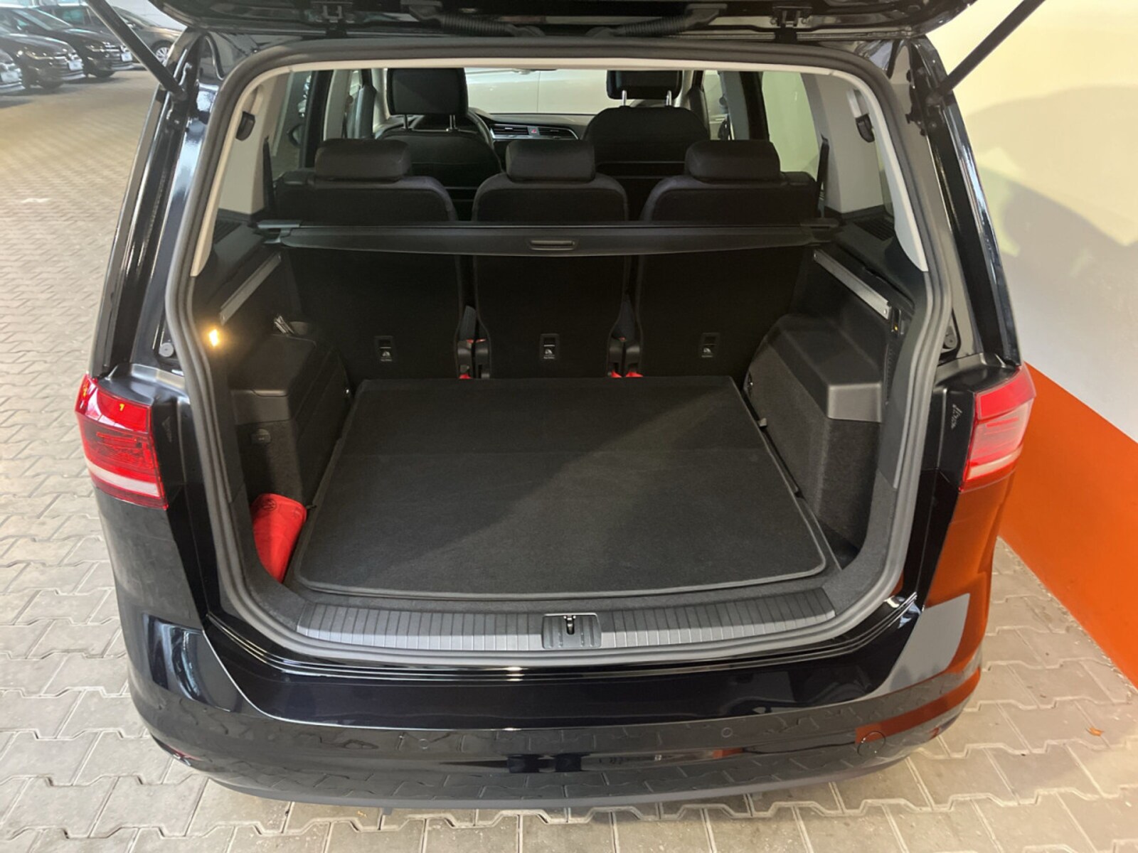 Volkswagen Touran – Bild 9