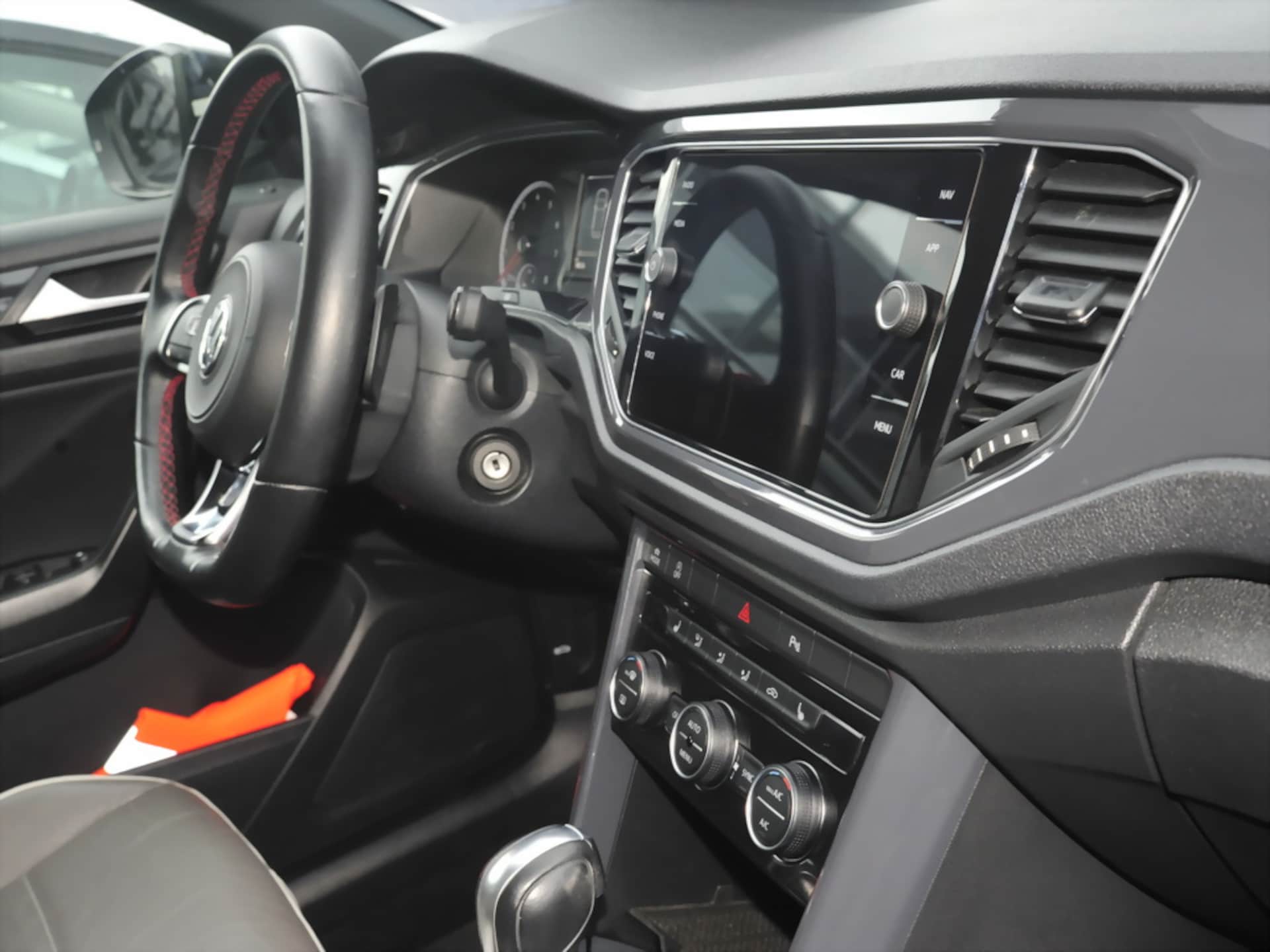 Volkswagen T-Roc Sport