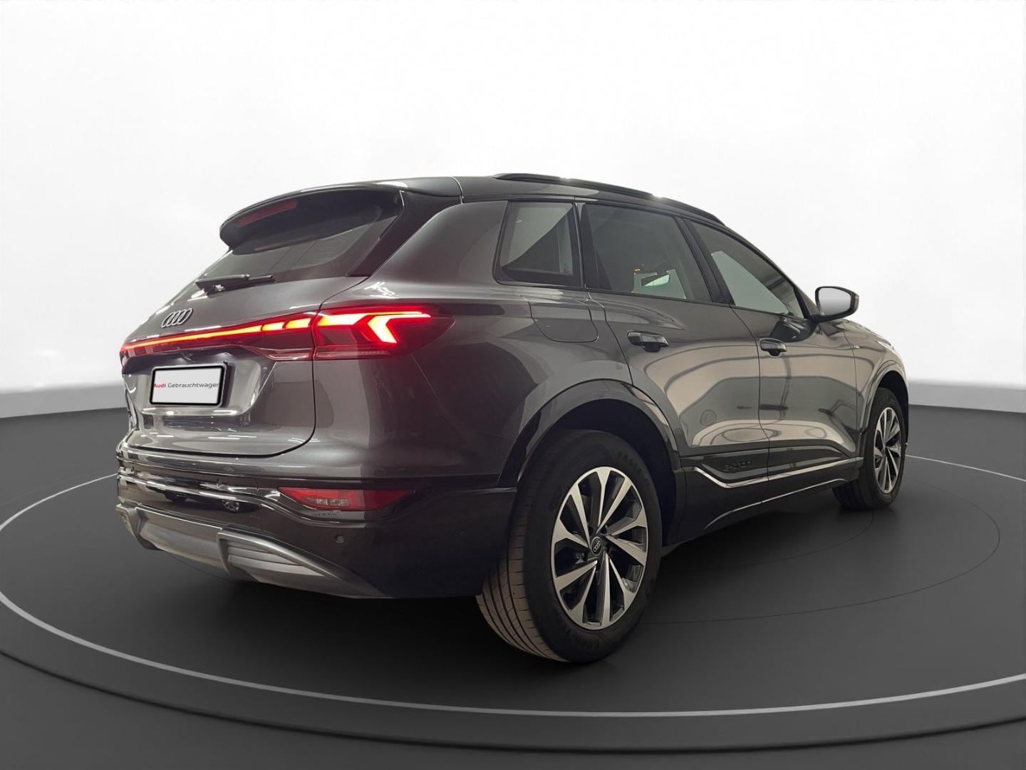 Bild über Audi Q6 SUV e-tron e-tron - für weitere Informationen kontaktieren Sie den Audi Partner
