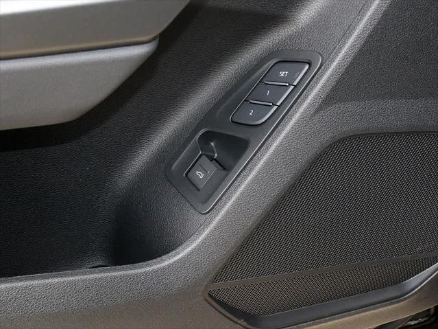 2025 AUDI Q3 - Image 24