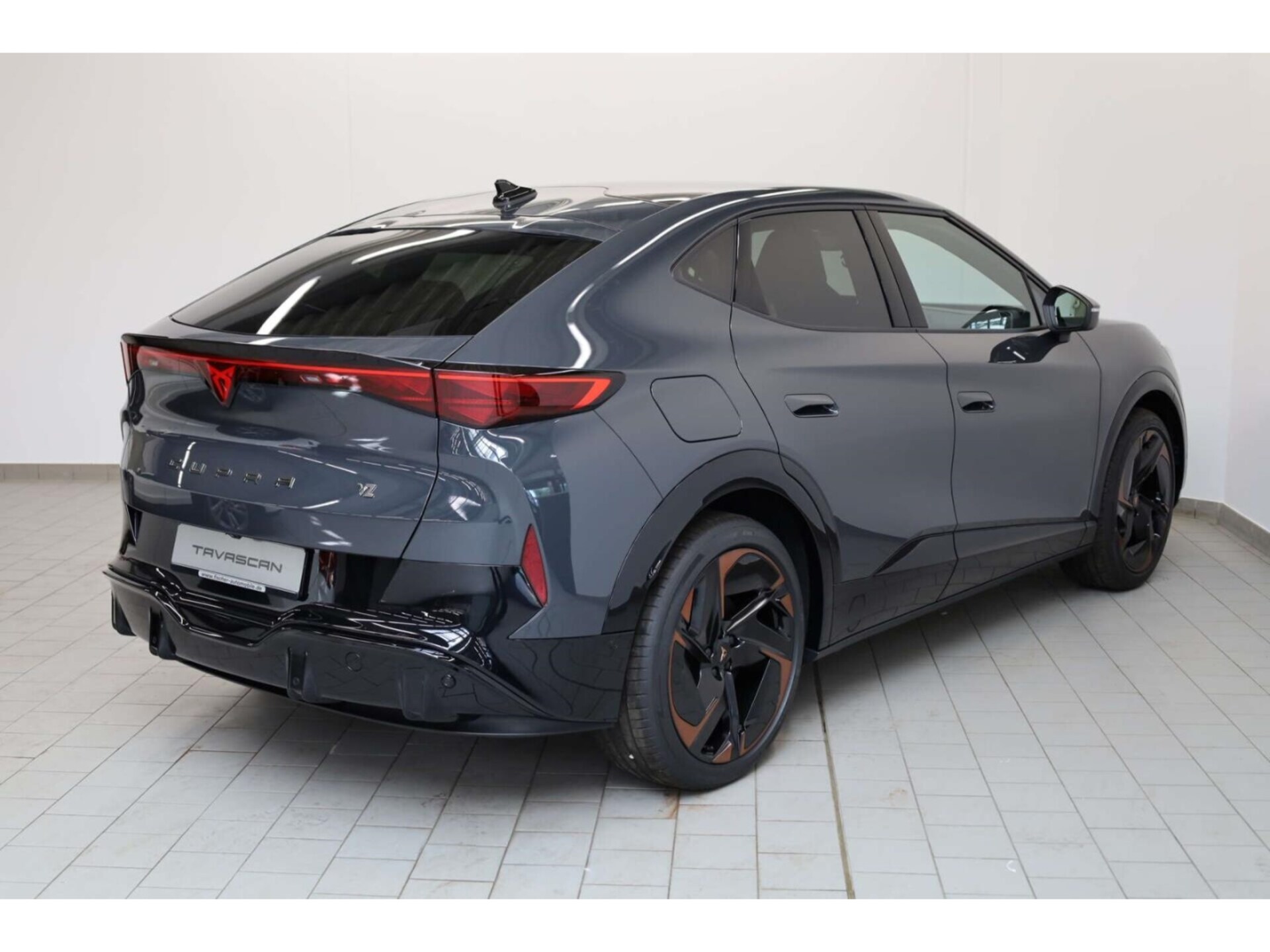 CUPRA Tavascan VZ