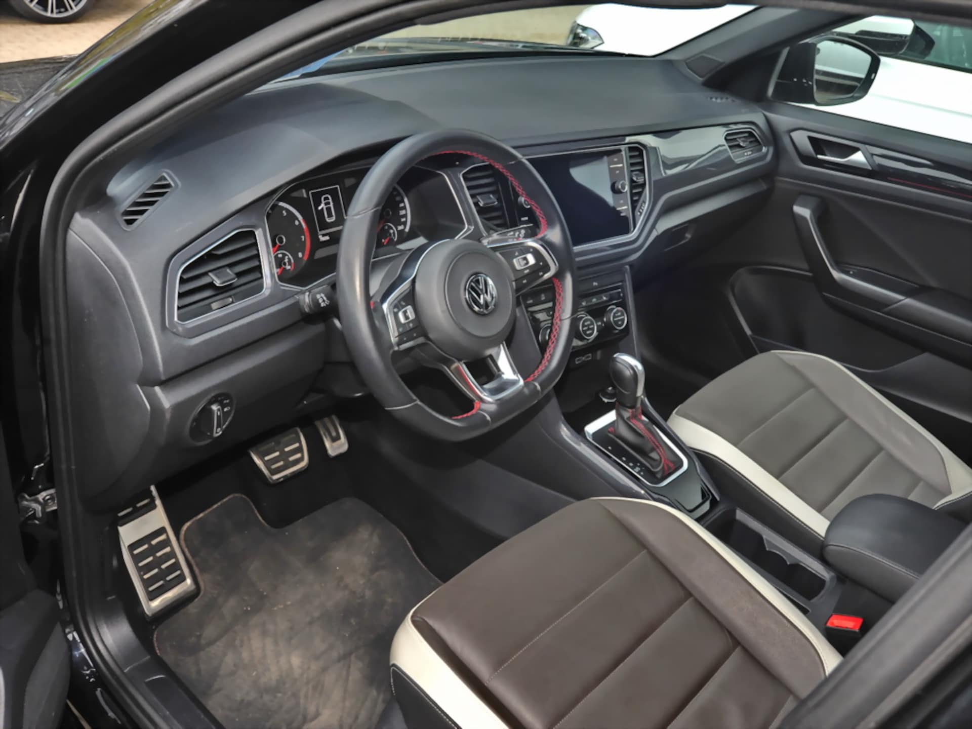 Volkswagen T-Roc Sport