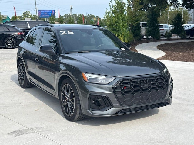 Photo of 2025 Audi SQ5