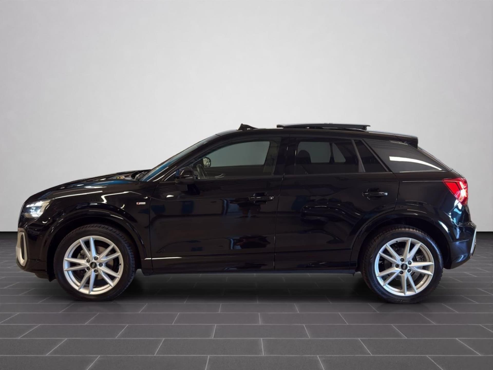 Audi Q2 S line
