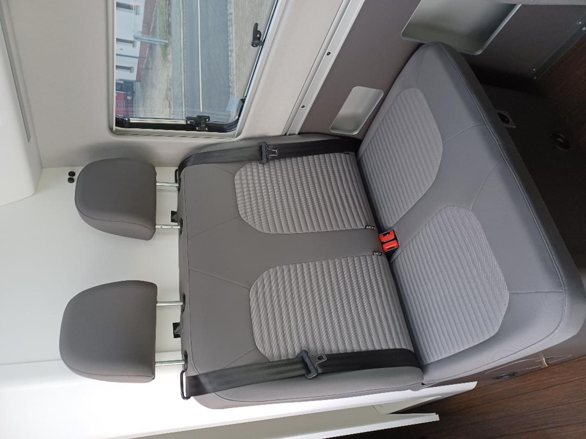 Volkswagen Grand California 600
