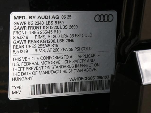 2025 AUDI Q3 - Image 26