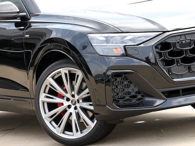 2026 Audi Q8