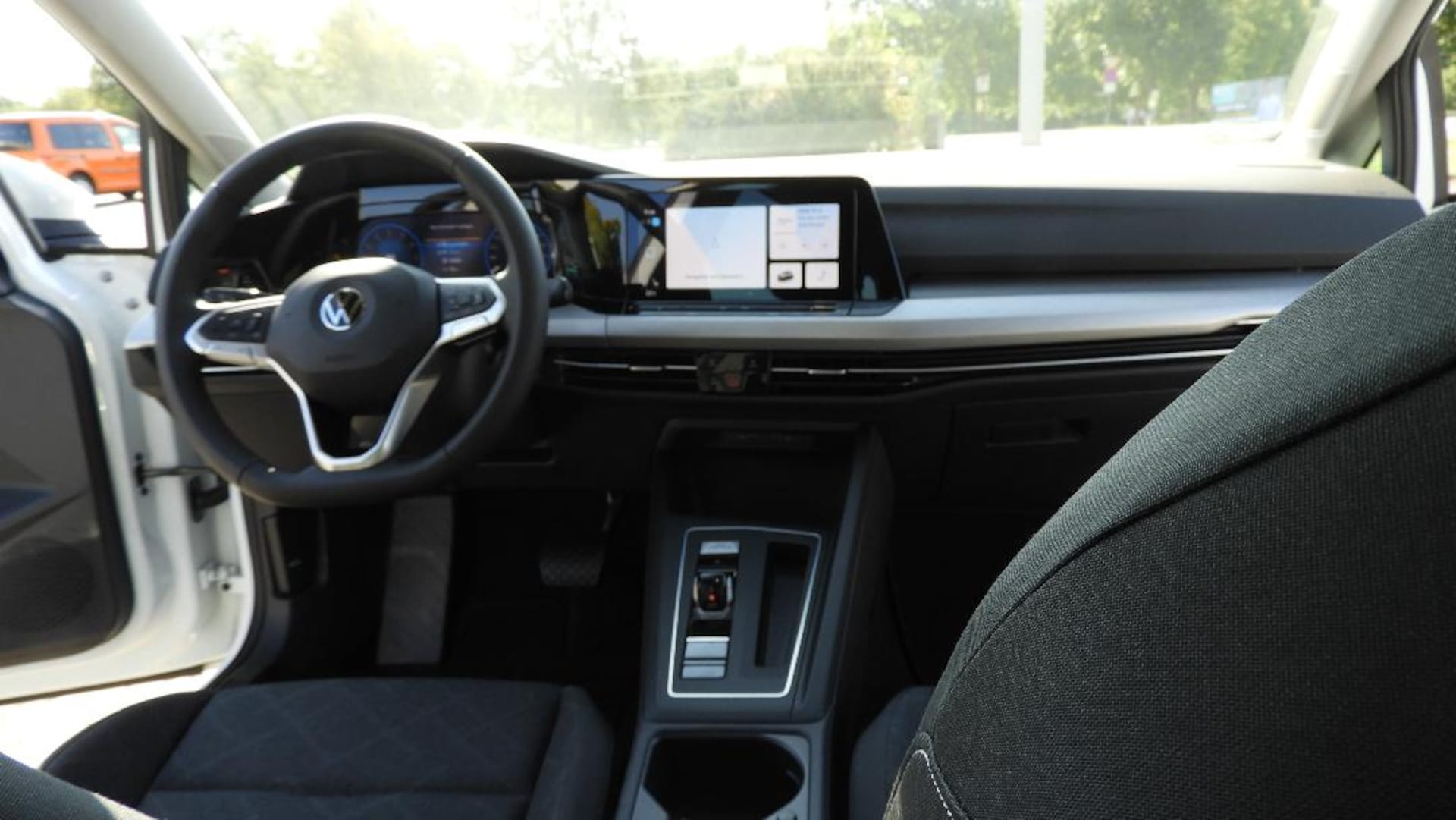 Volkswagen Golf Variant Life