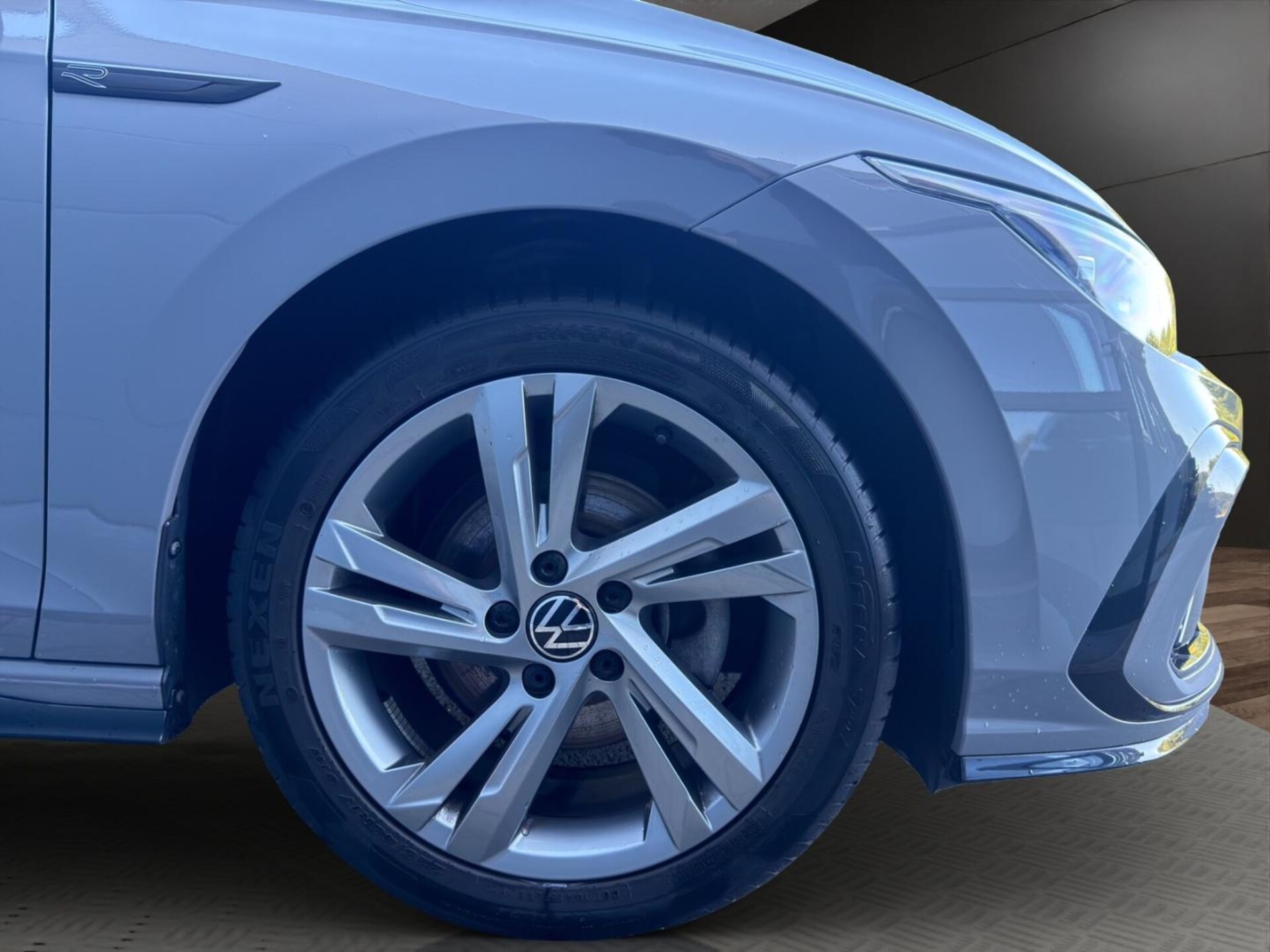 Volkswagen Golf R-Line