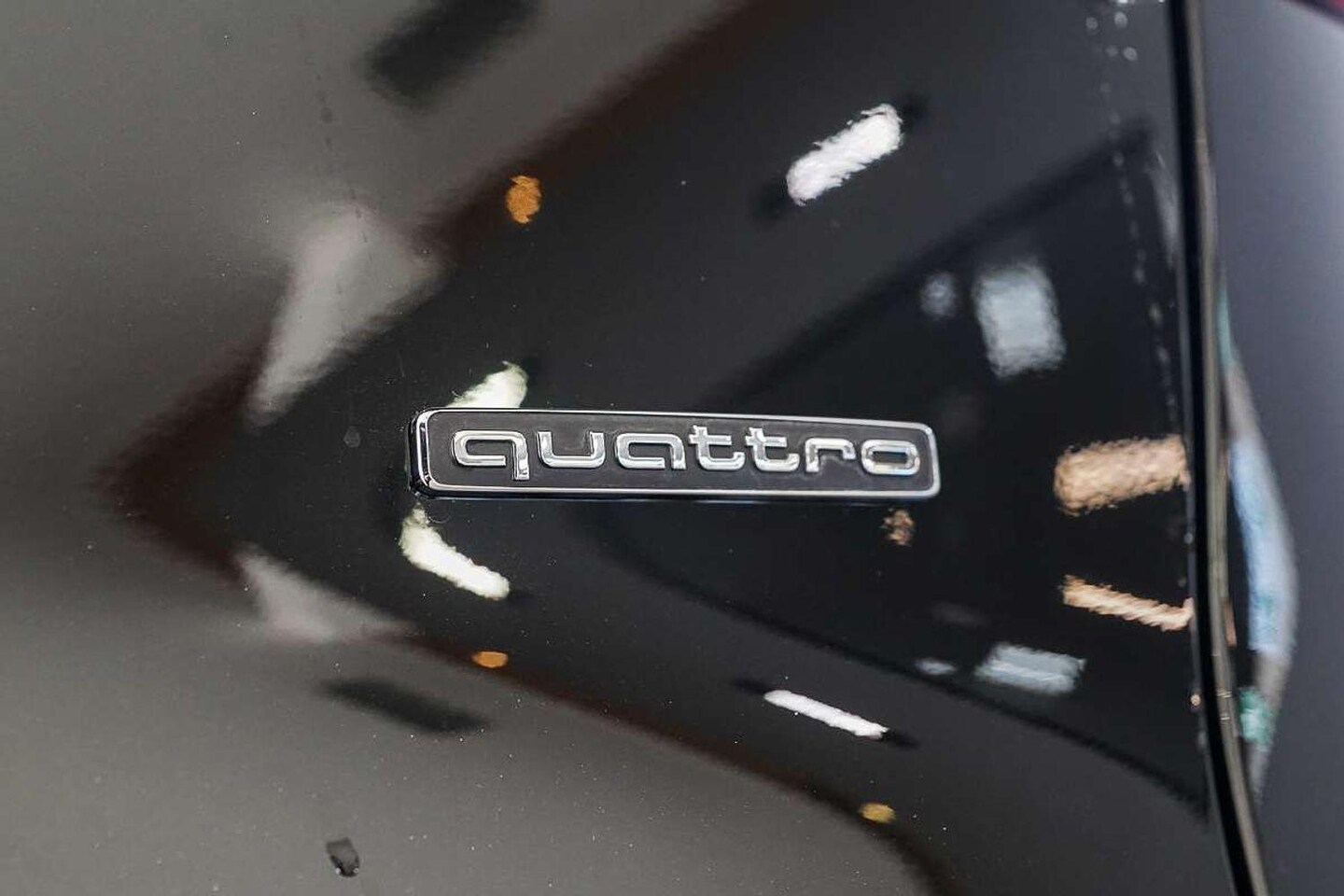 Image about Audi Q5 SUV e-hybrid quattro S tronic