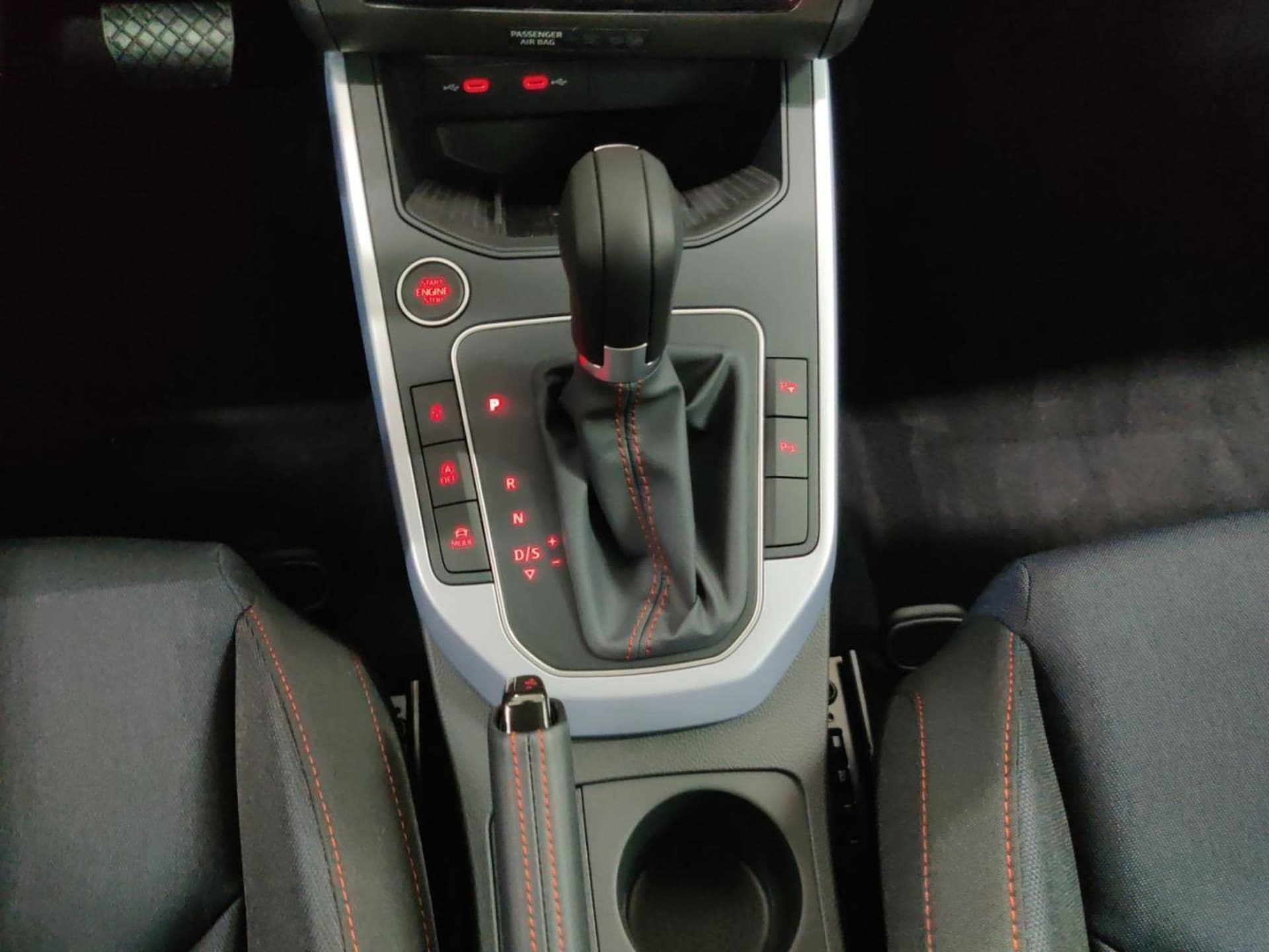 SEAT Arona FR