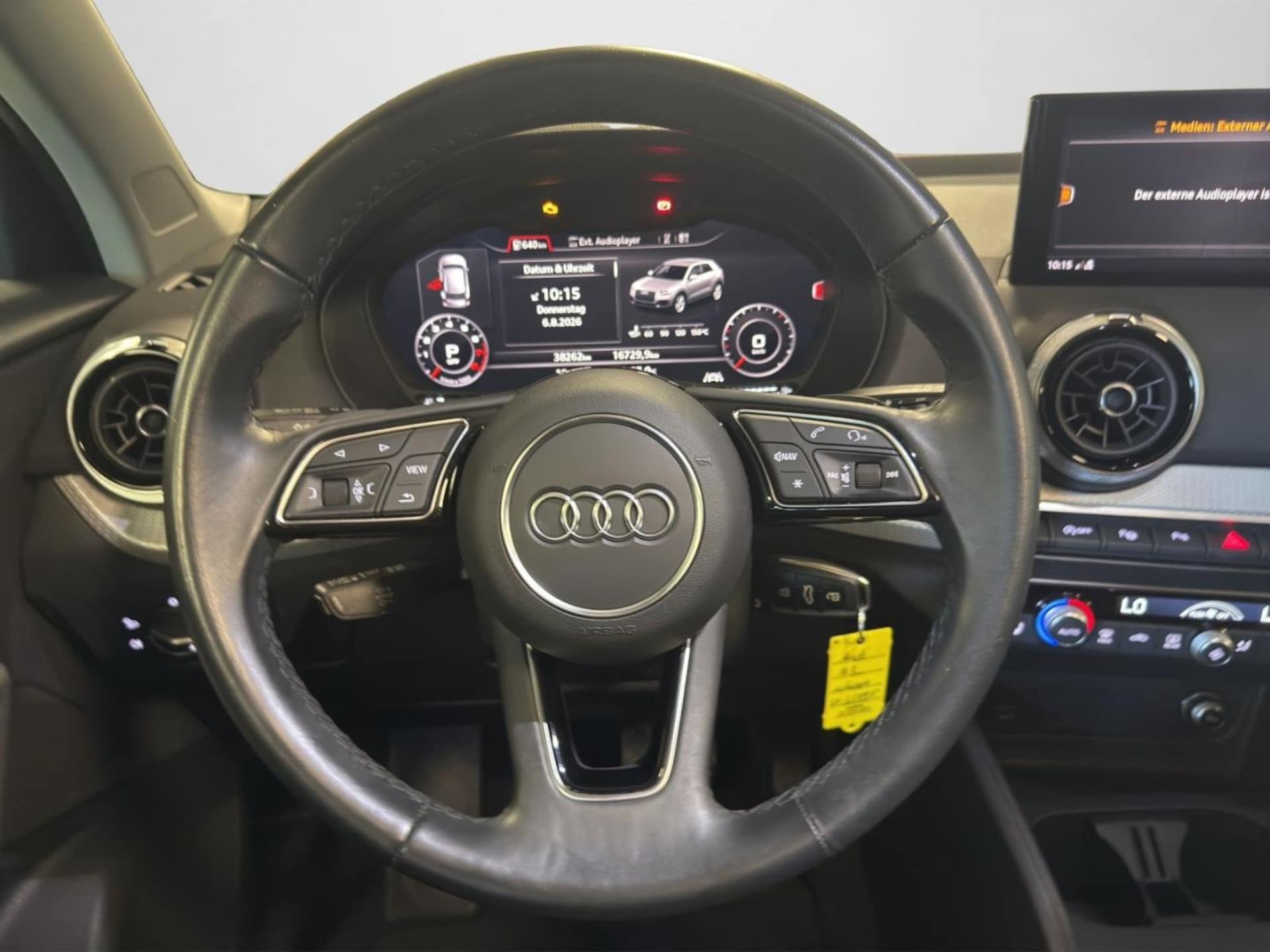 Audi Q2 S line